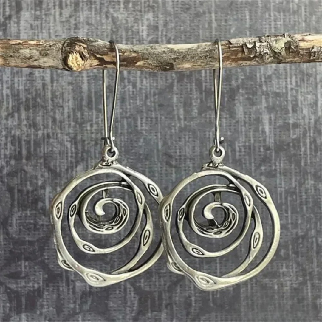 Pendientes laberinto de plata