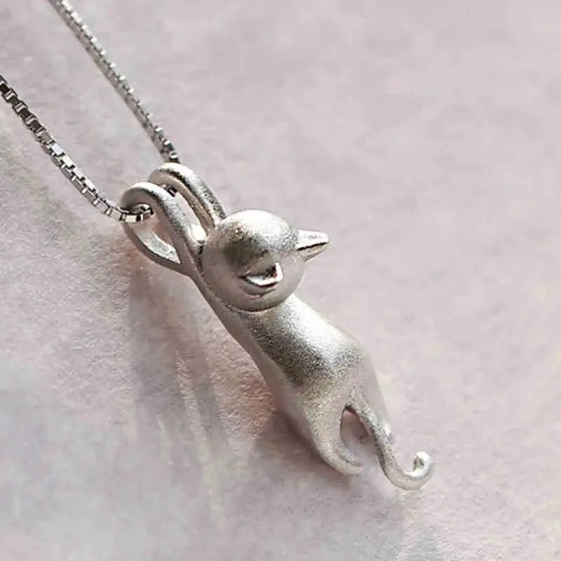 Collar bonito con colgante de plata 925