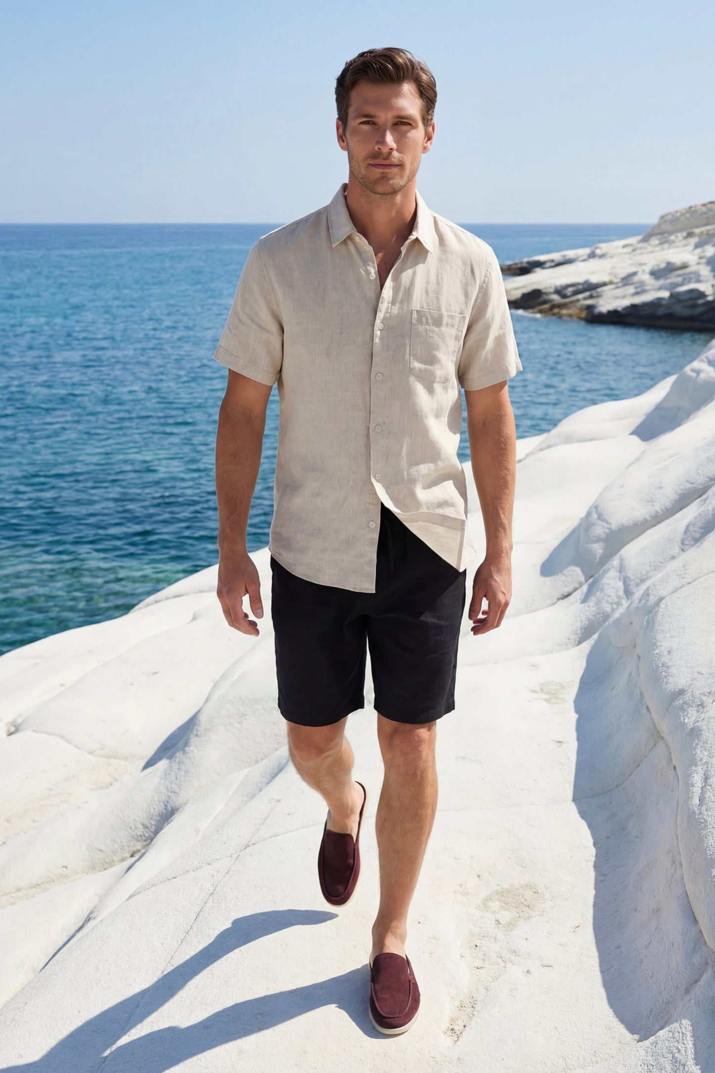 Verona de Luna Bellucci, camisa de lino y pantalón corto para hombre en beige/negro