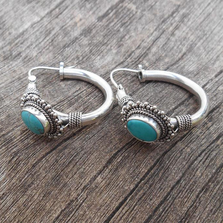 Pendientes elegantes de plata de ley con turquesa