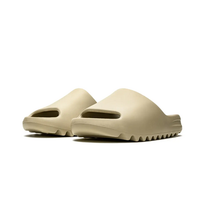 Sandalias acolchadas Nube de Luna Bellucci en color beige.