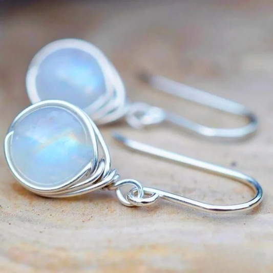 Pendientes atemporales con piedra de luna