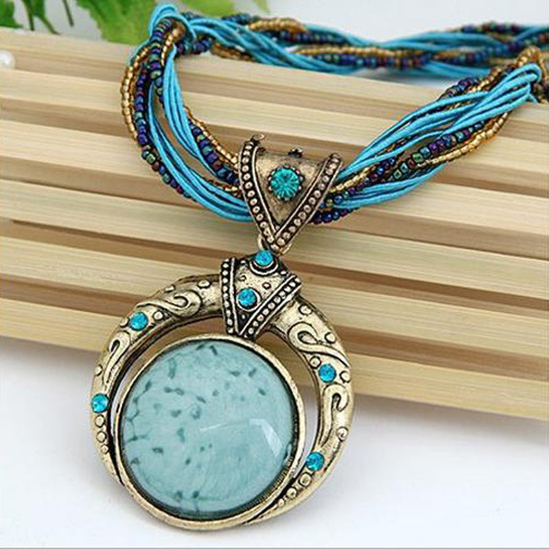 Colgante boho con dije