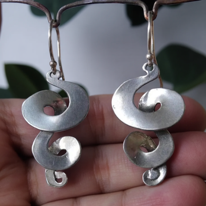 Pendientes vintage de plata en espiral