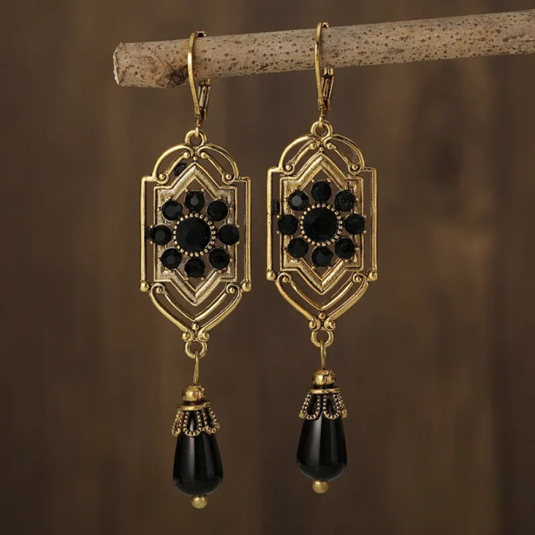 Elegantes pendientes colgantes con cristales