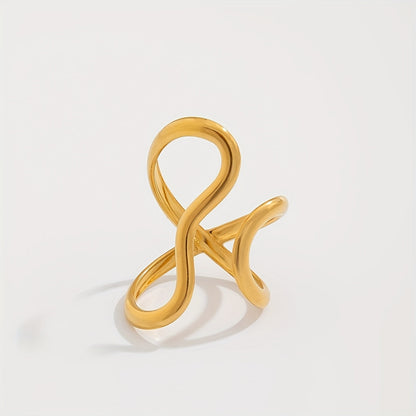 Anillo chic con onda asimétrica