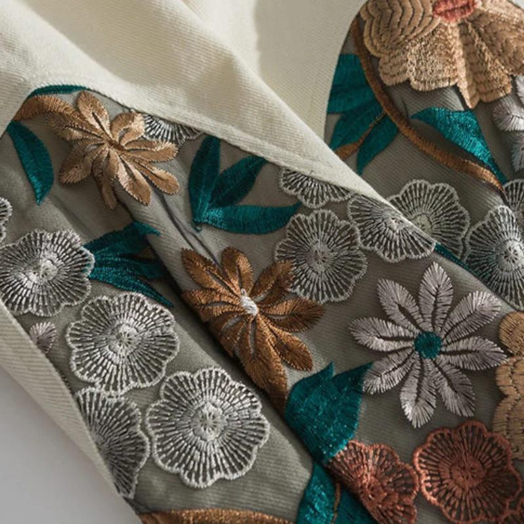Chaqueta Astrale Bordada con Flores