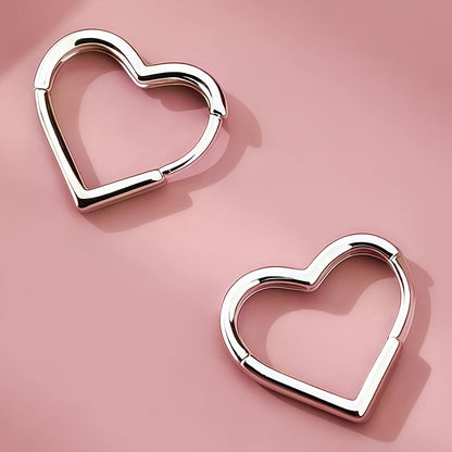 Pendientes dorados de acero inoxidable con forma de corazón