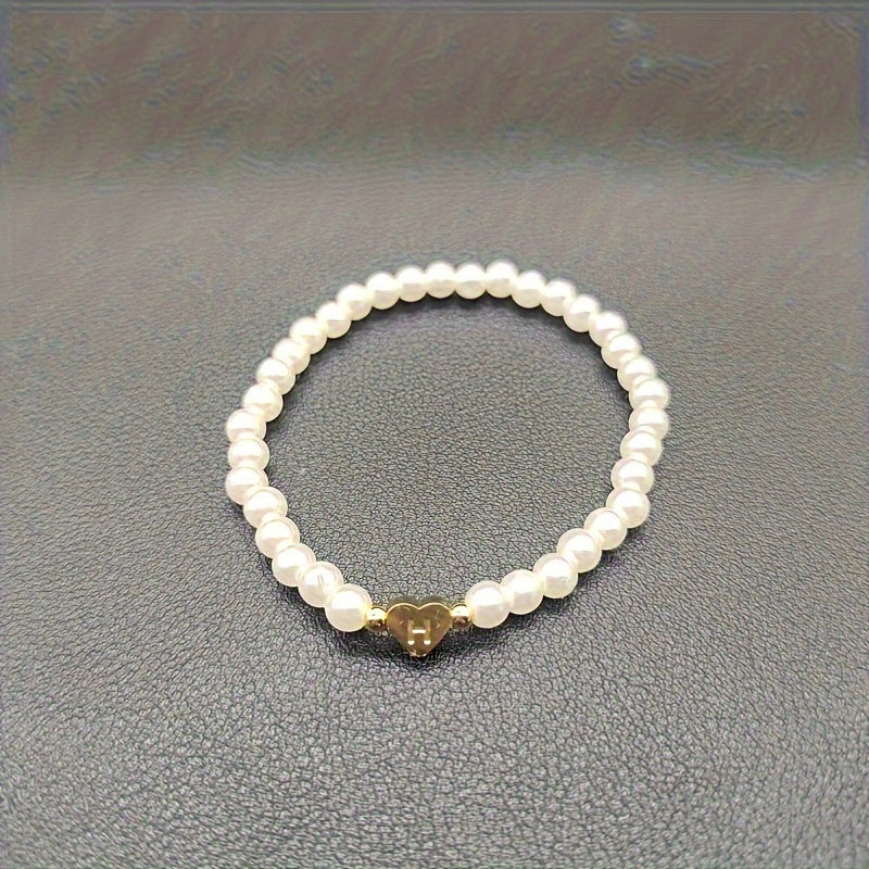 Pulsera chic con inicial de corazón (A–Z)