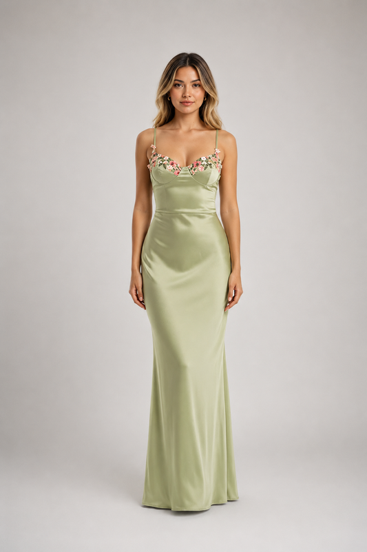Vestido Largo Bordado Floral Elegante