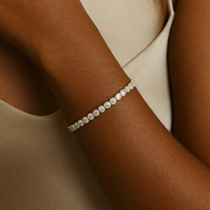 Pulsera tenis de oro con moissanita