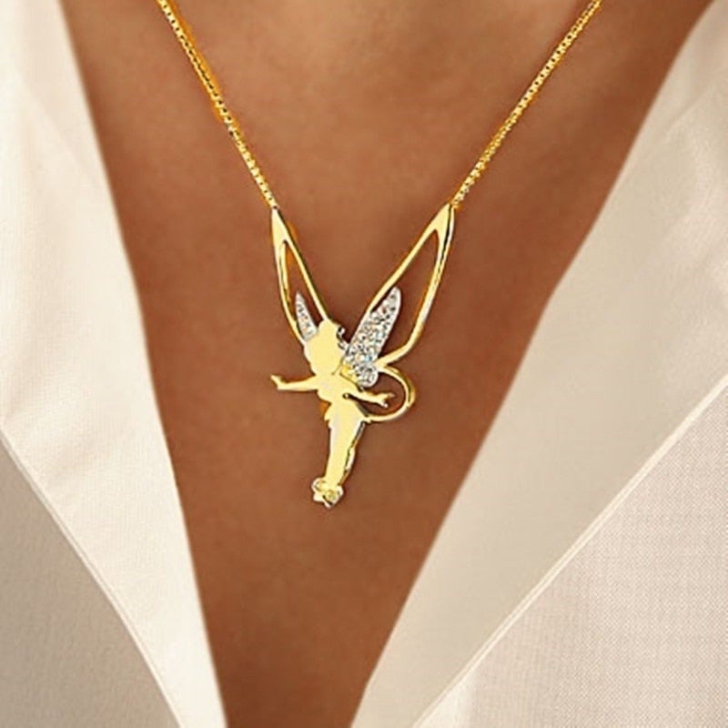 Collar de oro con colgante de hada