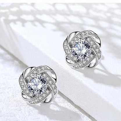 Pendientes espirales de oro con cristales
