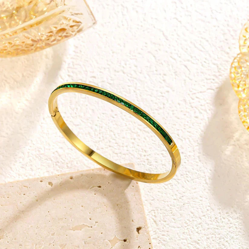 Pulsera dorada verde