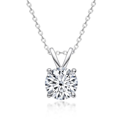 Collar exclusivo de plata de ley con moissanita