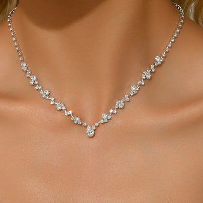 Collar de boda elegante con diamantes