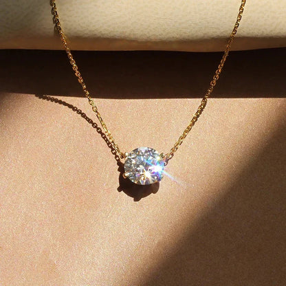 Elegante colgante solitario con cristal