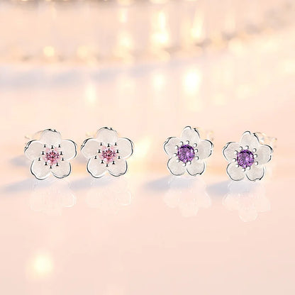 Pendientes de botón en forma de flor con circonita