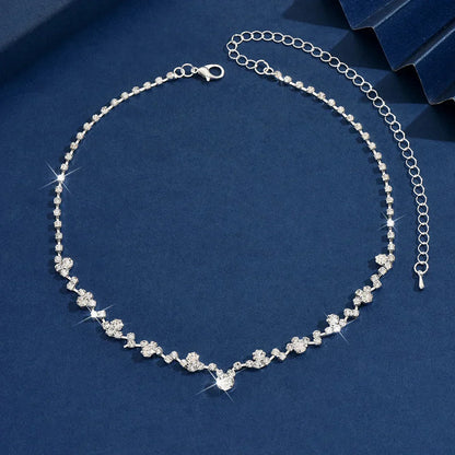 Collar de boda elegante con diamantes