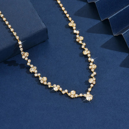 Collar de boda elegante con diamantes