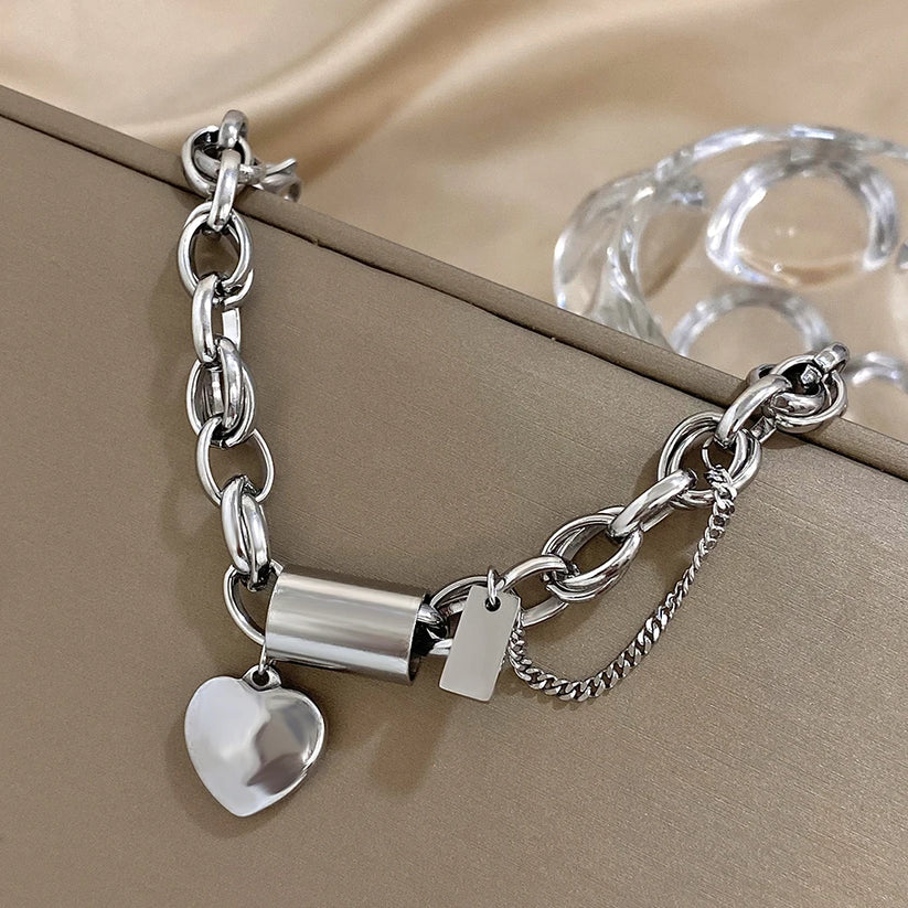 Pulsera charm corazón de oro