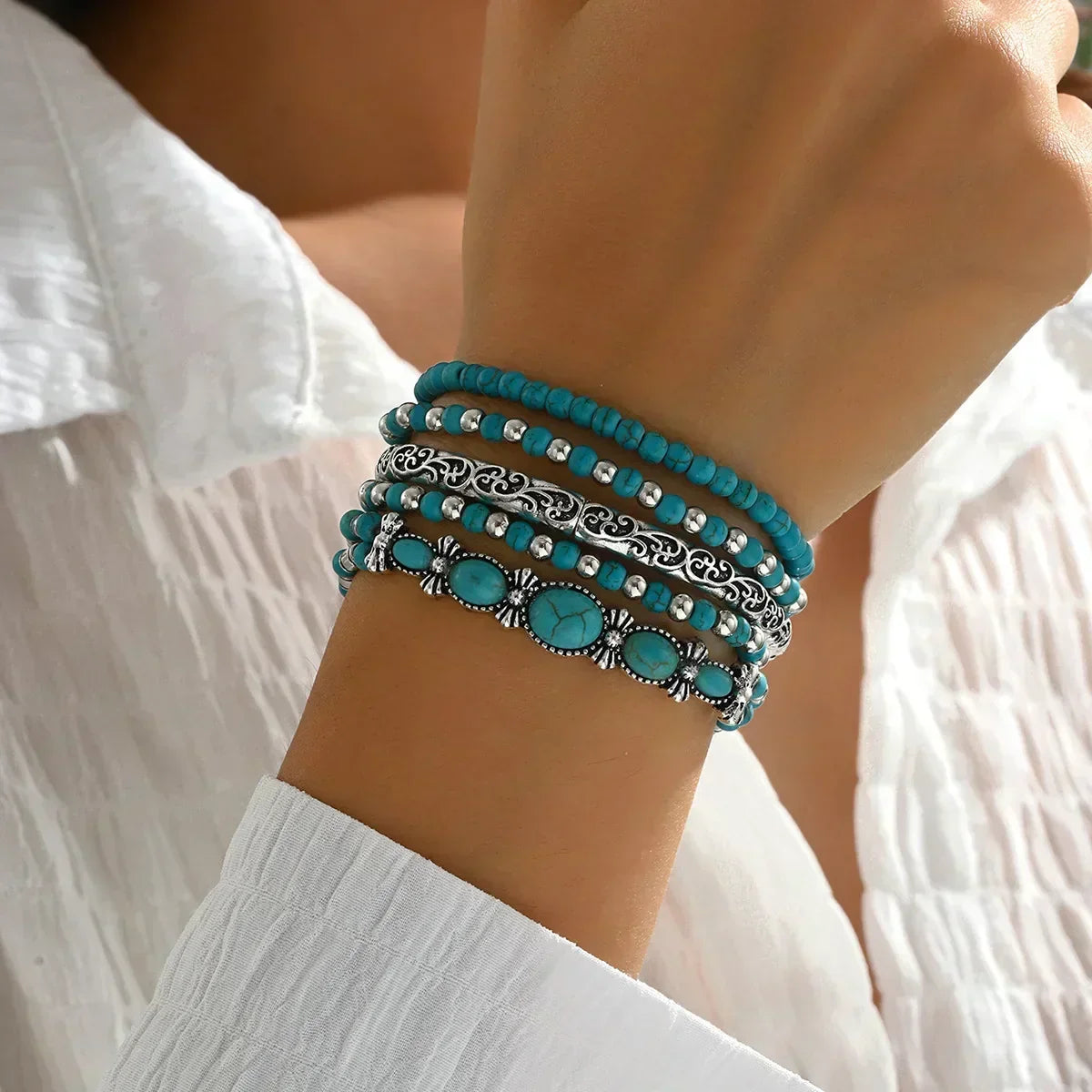Set de pulseras con cuentas turquesa