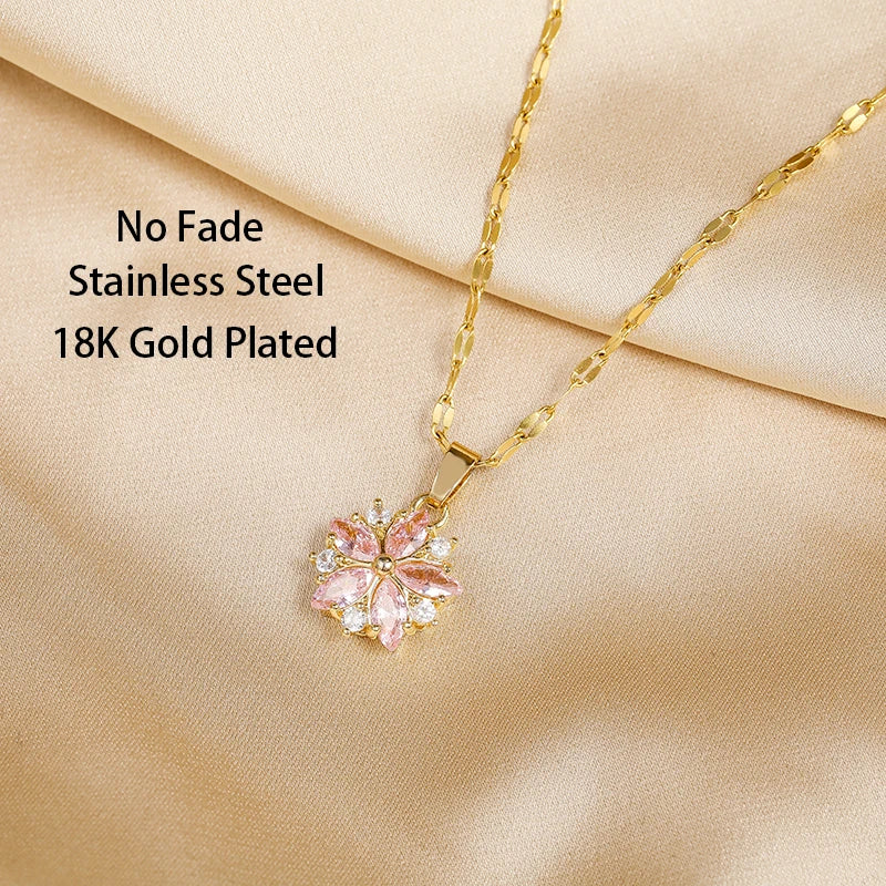 Collar Sakura Rose Romantique en acero inoxidable