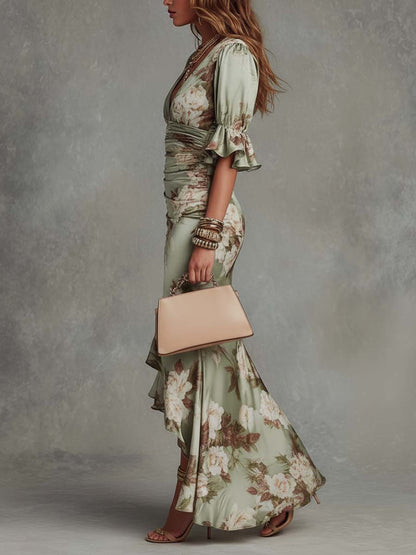 Anna - Vestido largo asimétrico de satén verde con escote en V, mangas acampanadas fruncidas y estampado floral