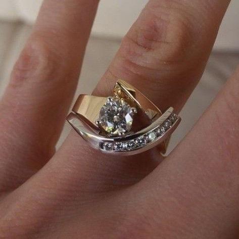 Anillo Fusion de oro™ – Forma libre y brillo