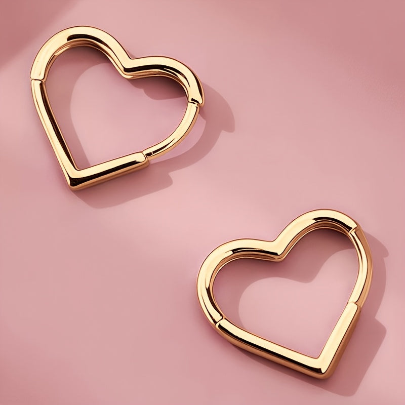 Pendientes dorados de acero inoxidable con forma de corazón