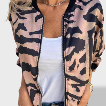 Valeria| Chaqueta con Cremallera y Estampado de Cebra