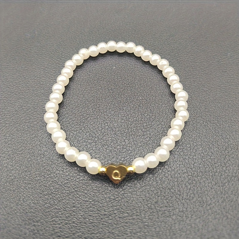 Pulsera chic con inicial de corazón (A–Z)