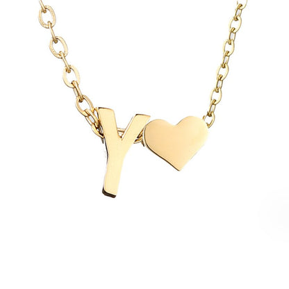 Collar de inicial atemporal con colgante de corazón