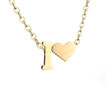 Collar de inicial atemporal con colgante de corazón