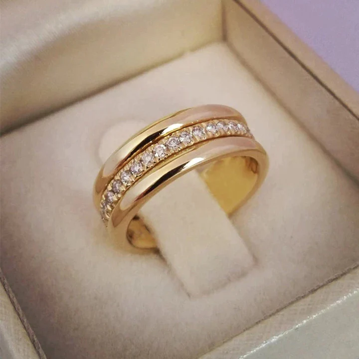 Anillo vintage con circonita