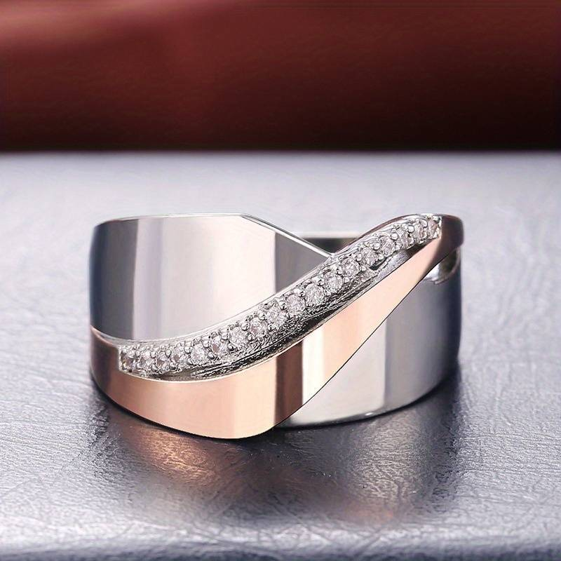 Anillo elegante de oro rosa brillante