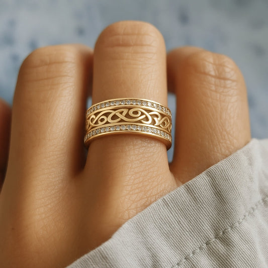 Anillo de oro “Luce Vuota”