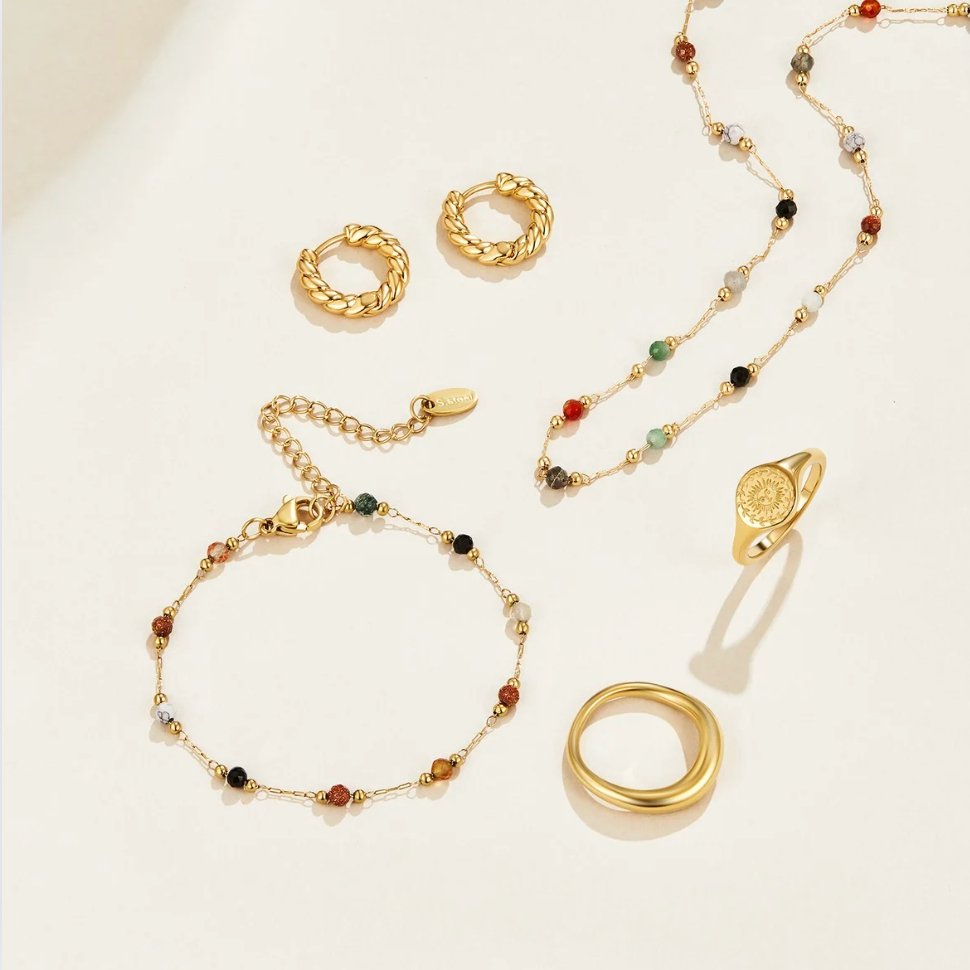 Collar minimalista con piedra
