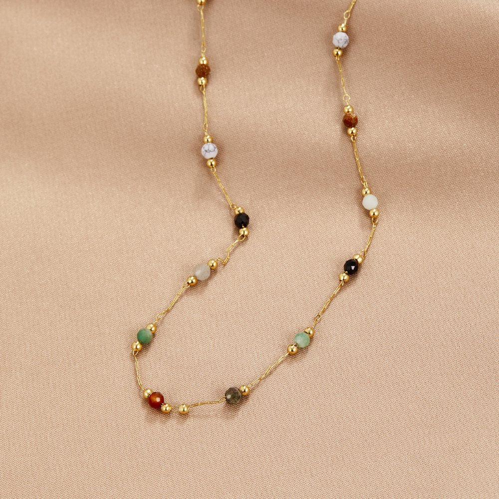 Collar minimalista con piedra