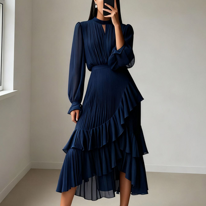Vestido midi plisado elegante con volantes
